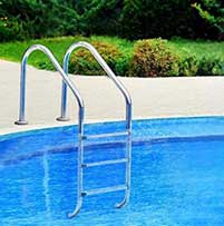 Swimming pool ladder 